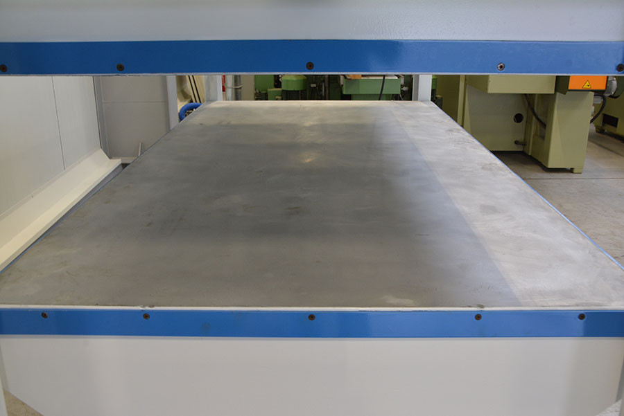 5616 - PRASA DO FORNIROWANIA SIPA