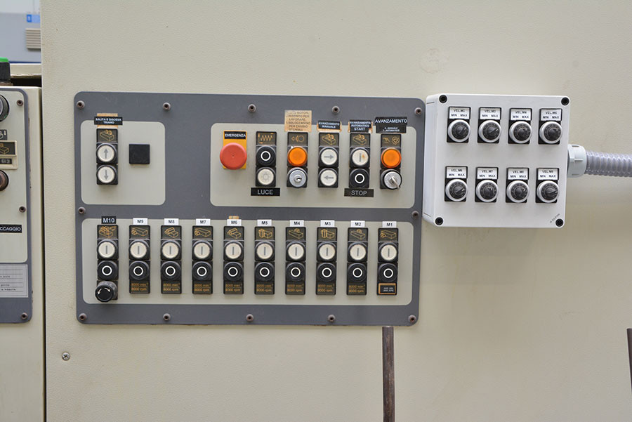 5619 - STRUGARKA CZTEROSTRONNA WEINIG UNIMAT 23