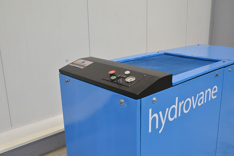 5703 - SPRĘŻARKA ŁOPATKOWA HYDROVANE