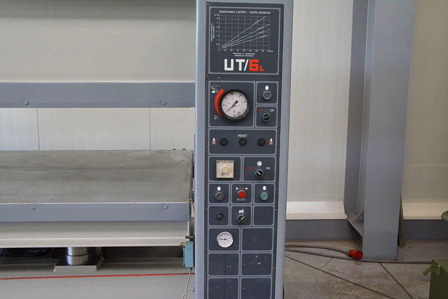 5722 - PRASA DO FORNIROWANIA ITALPRESSE UT6/L