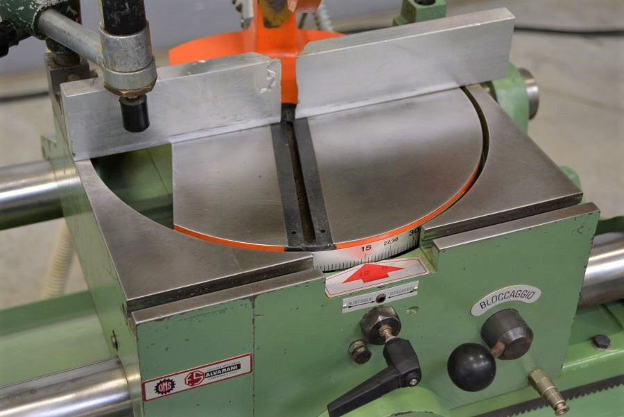 5812- DWUPIŁA KĄTOWA OMS