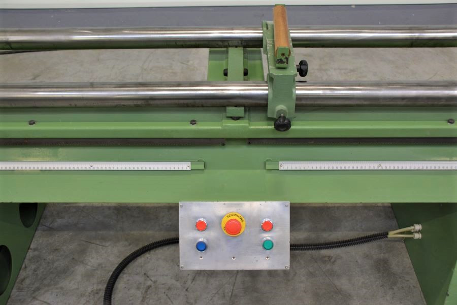 5812- DWUPIŁA KĄTOWA OMS