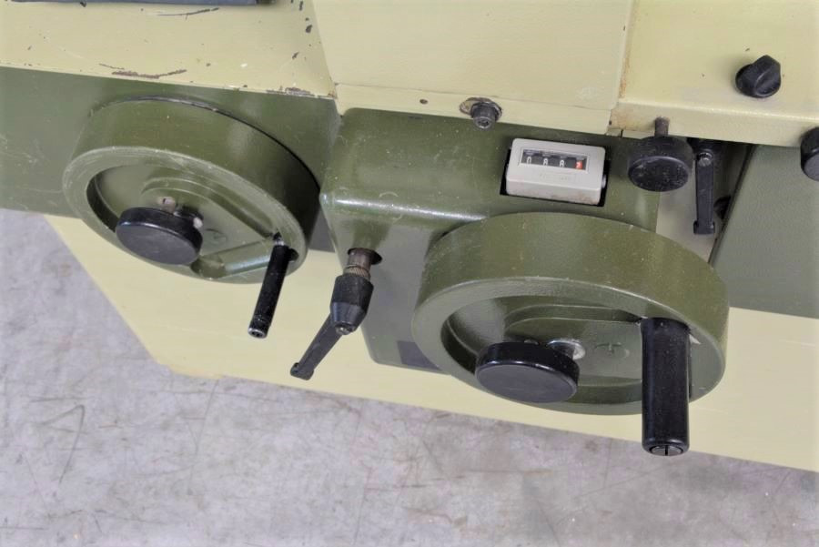 5857- STRUGARKA CZTEROSTRONNA SCM P64