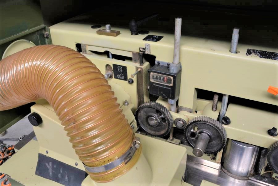 5857- STRUGARKA CZTEROSTRONNA SCM P64