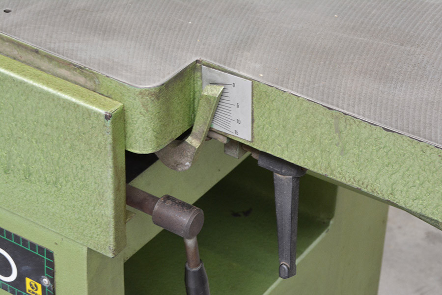 5896 - WYRÓWNIARKO-GRUBOŚCIÓWKA GRIGGIO FS430