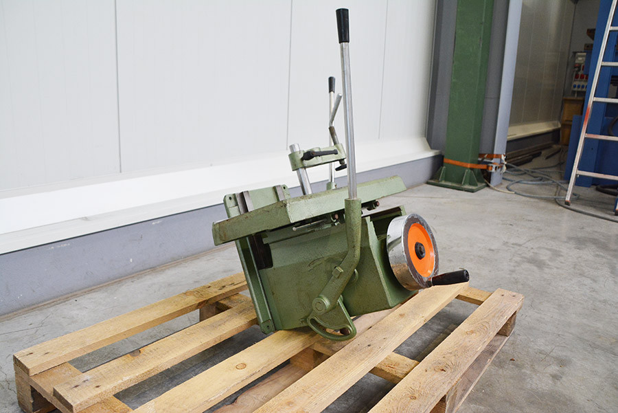 5896 - WYRÓWNIARKO-GRUBOŚCIÓWKA GRIGGIO FS430