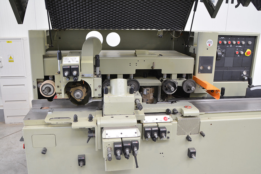5975 - STRUGARKA CZTEROSTRONNA SCM COMPACT 23