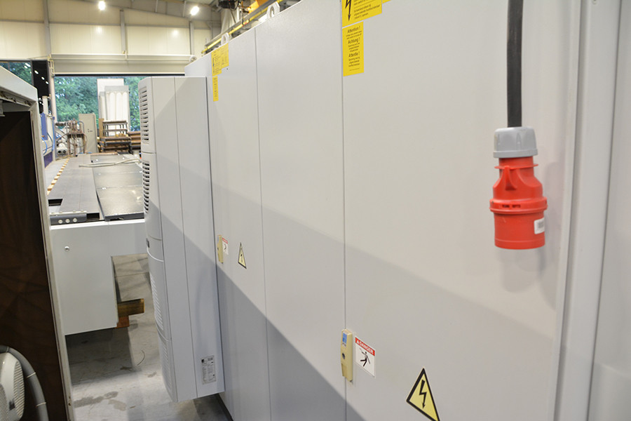 6652 - STRUGARKA CZTEROSTRONNA WEINIG POWERMAT 2000  FULL POWERLOCK