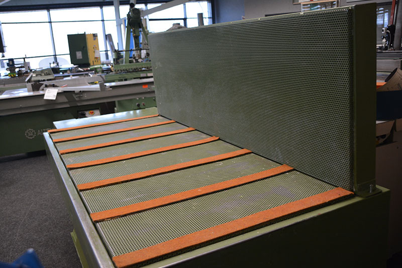 3817 - STÓŁ SZLIFIERSKI