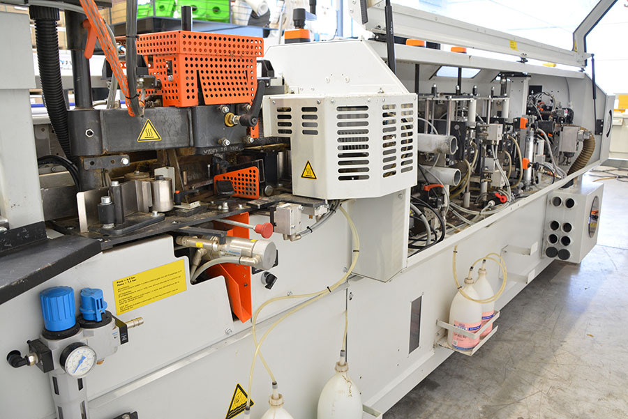 5377 - OKLEINIARKA HEBROCK AKV 3006 DK F AIRTRONIC