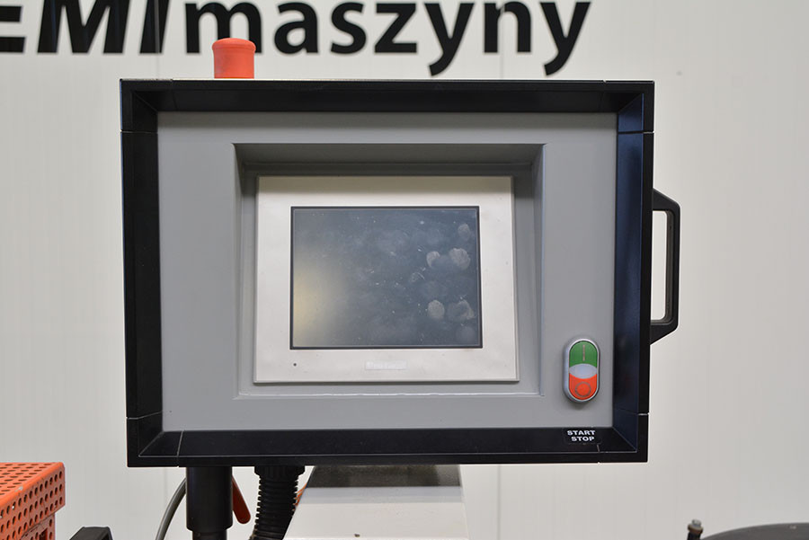 5377 - OKLEINIARKA HEBROCK AKV 3006 DK F AIRTRONIC