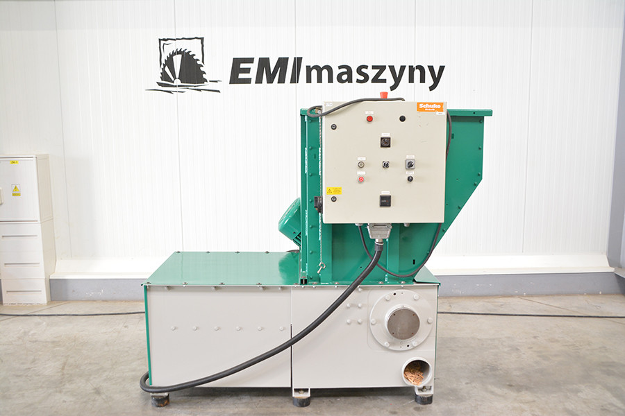 5754 - RĘBAK SCHUKO ZM 700