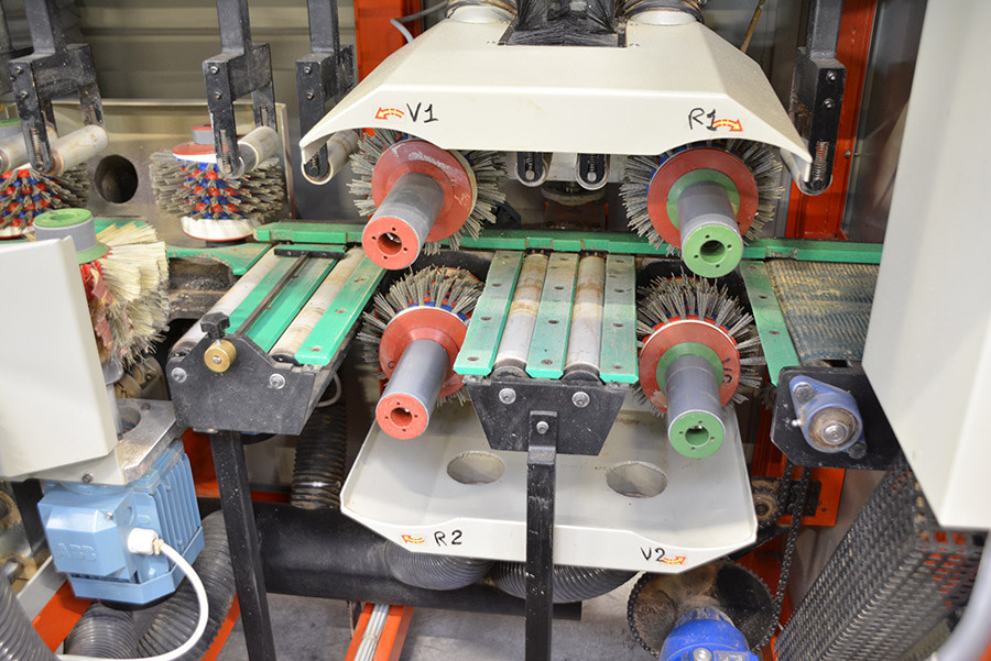 6061 - SZCZOTKARKA QUICKWOOD QL8