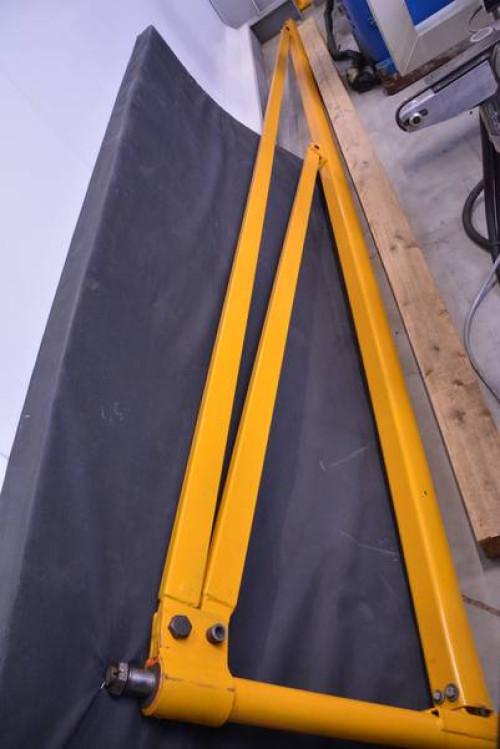 6154- MANIPULATOR / PRZENOŚNIK / ŻURAW VACUM