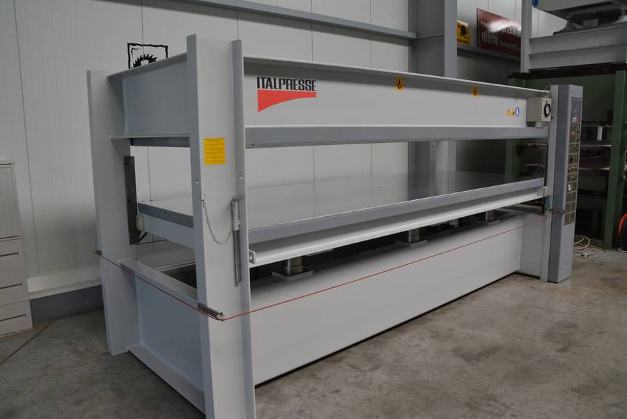 6418 - PRASA DO FORNIROWANIA ITALPRESSE UT/6L