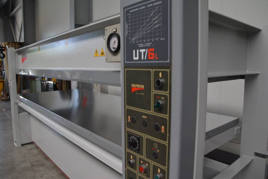 6418 - PRASA DO FORNIROWANIA ITALPRESSE UT/6L