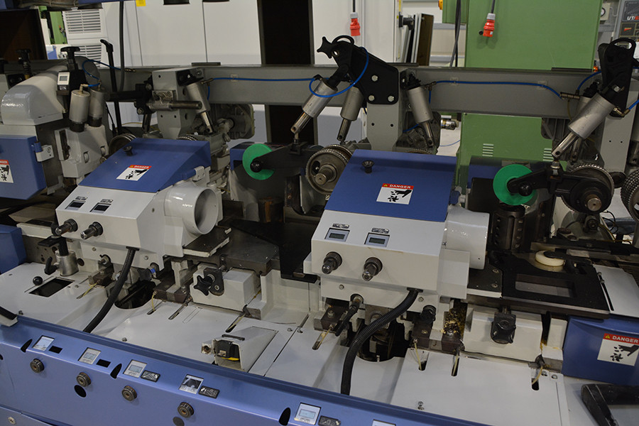 6652 - STRUGARKA CZTEROSTRONNA WEINIG POWERMAT 2000  FULL POWERLOCK