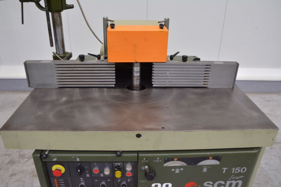 5276- FREZARKA DOLNOWRZECIONOWA SCM T150