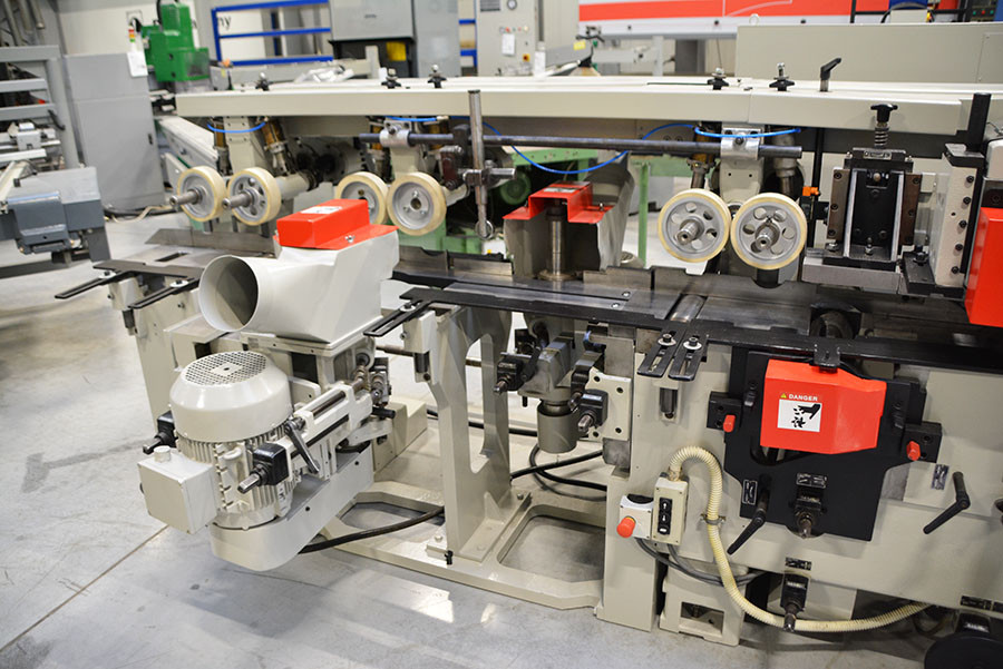 5534 - STRUGARKA CZTEROSTRONNA WEINIG HYDROMAT 22B