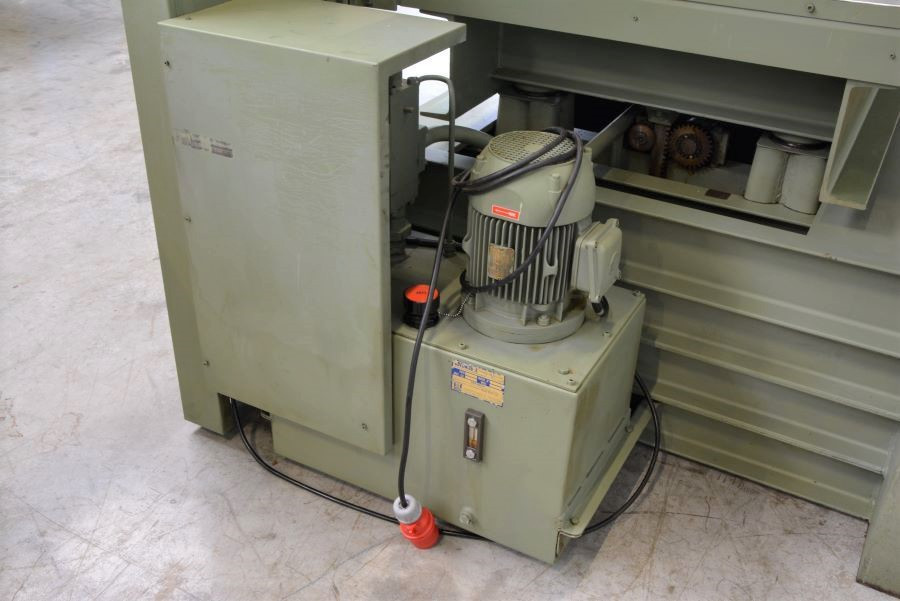 5634- PRASA DO FORNIROWANIA COLOMBO