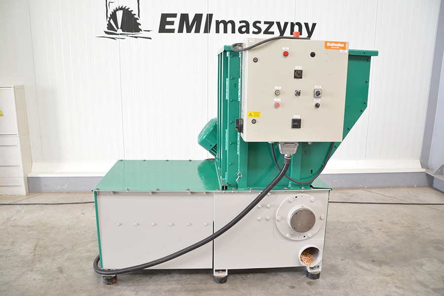 5754 - RĘBAK SCHUKO ZM 700