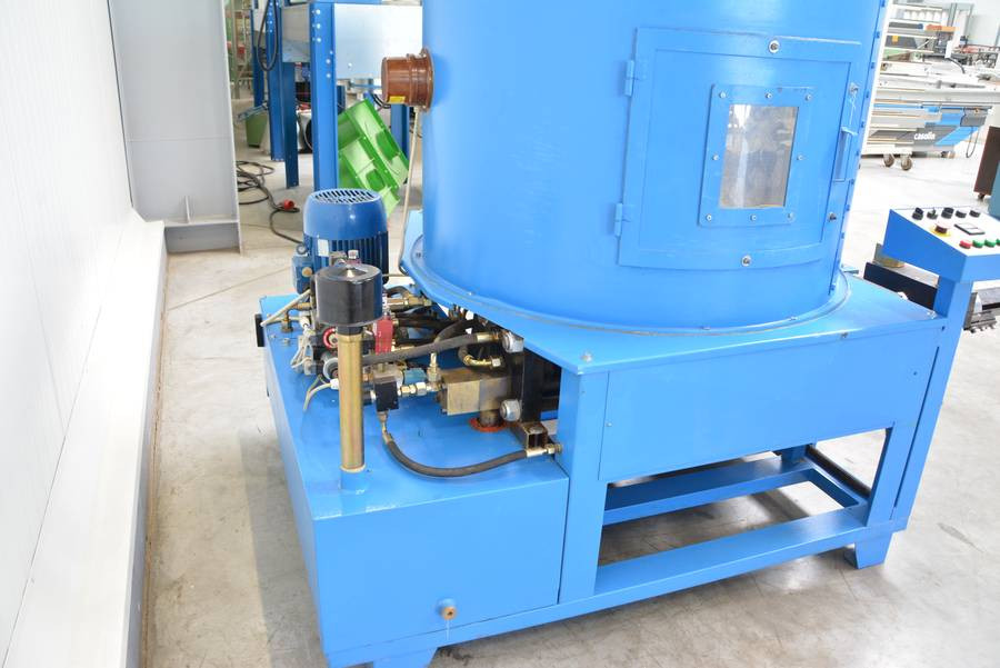 6360 - BRYKIECIARKA POR