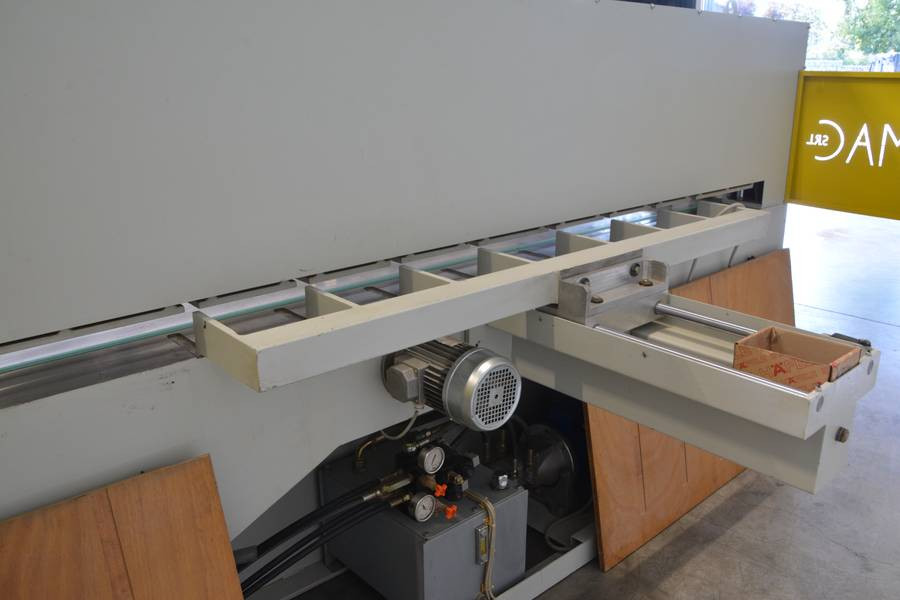 6465 - GILOTYNA VEMAC HYDRAULICZNA 2,7M
