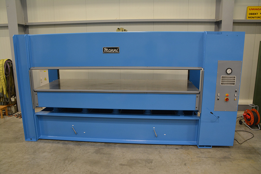 6529 - PRASA MANNI 3500x1300
