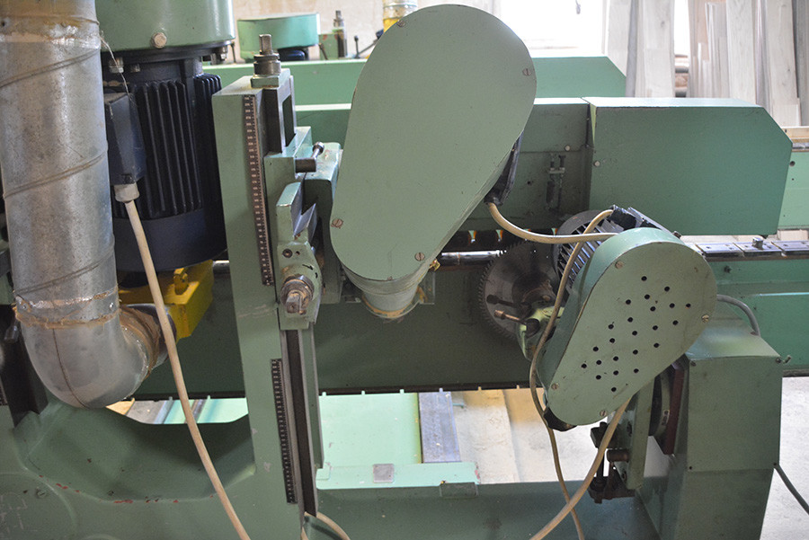 FORMATYZERKO-CZOPIARKA TOS SVITAVY