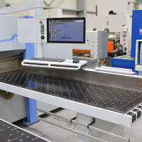 6590 - PILARKA PANELOWA HOLZMA HPP 300