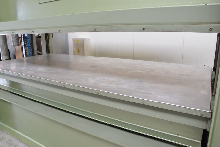 5634- PRASA DO FORNIROWANIA COLOMBO