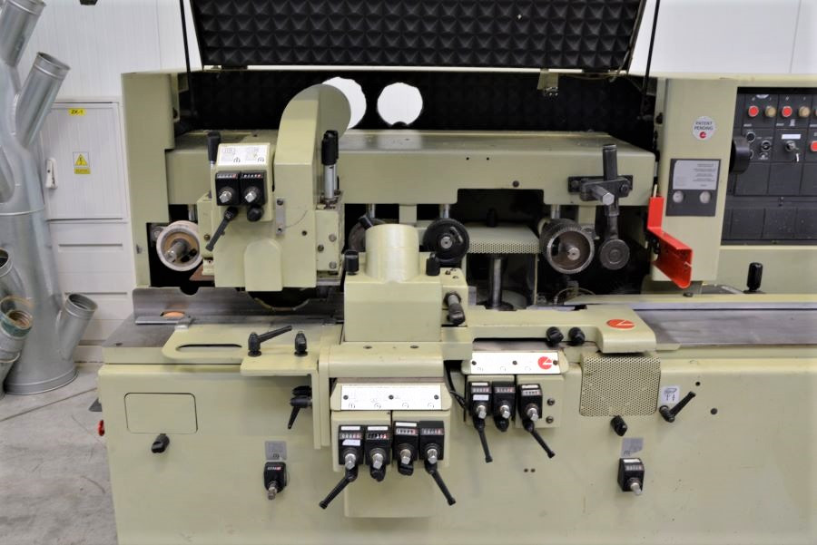 5823- STRUGARKA CZTEROSTRONNA SCM COMPACT 23