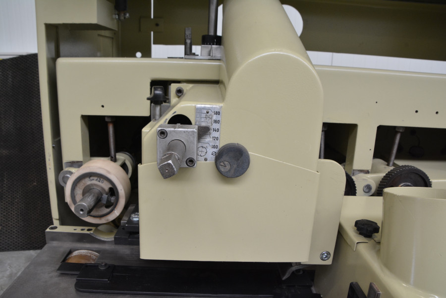 6173 - STRUGARKA CZTEROSTRONNA SCM COMPACT 22