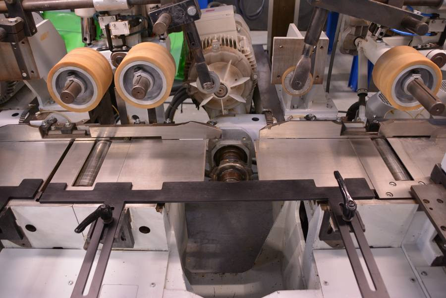 6262 - PROFILARKA STRUGARKA CZTEROSTRONNA WEINIG POWERMAT 1000