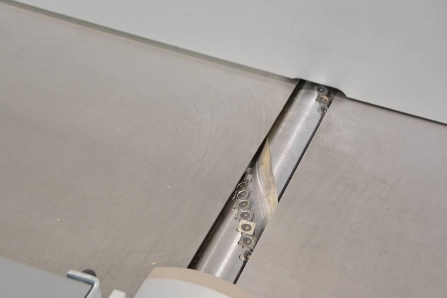 6334 - WYRÓWNIARKO-GRUBOŚCIÓWKA HAMMER A3 41