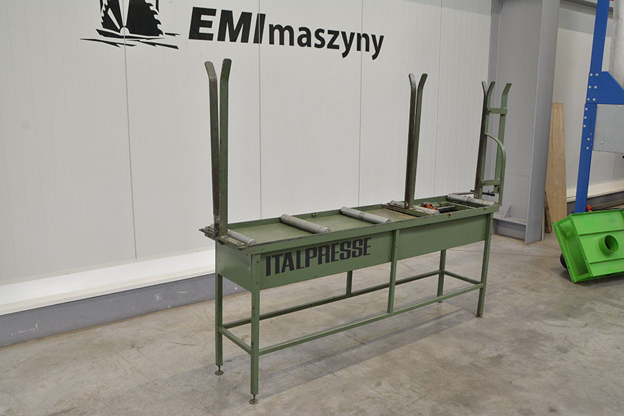 6379 - PODAJNIK DO STRUGARKI ITALPRESSE